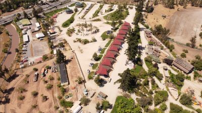 Foto 9: Pueblito de las Vizcachas: Soluciones de sombra para un pulmón verde en la capital