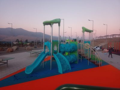 Foto 1: Plazas renovadas para la comuna de Huasco