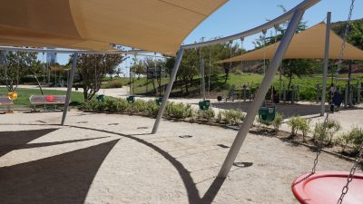 Foto 8: Parque Bicentenario de Vitacura: el columpio gigante e inclusivo