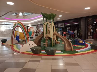 Foto 2: Plaza de Juegos Mall Parque Arauco Kennedy