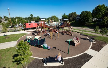 5 Elementos que mejoran la seguridad de niños y niñas en plazas y parques infantiles