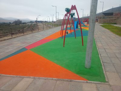 Foto 9: Plazas renovadas para la comuna de Huasco