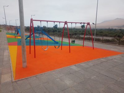 Foto 4: Plazas renovadas para la comuna de Huasco